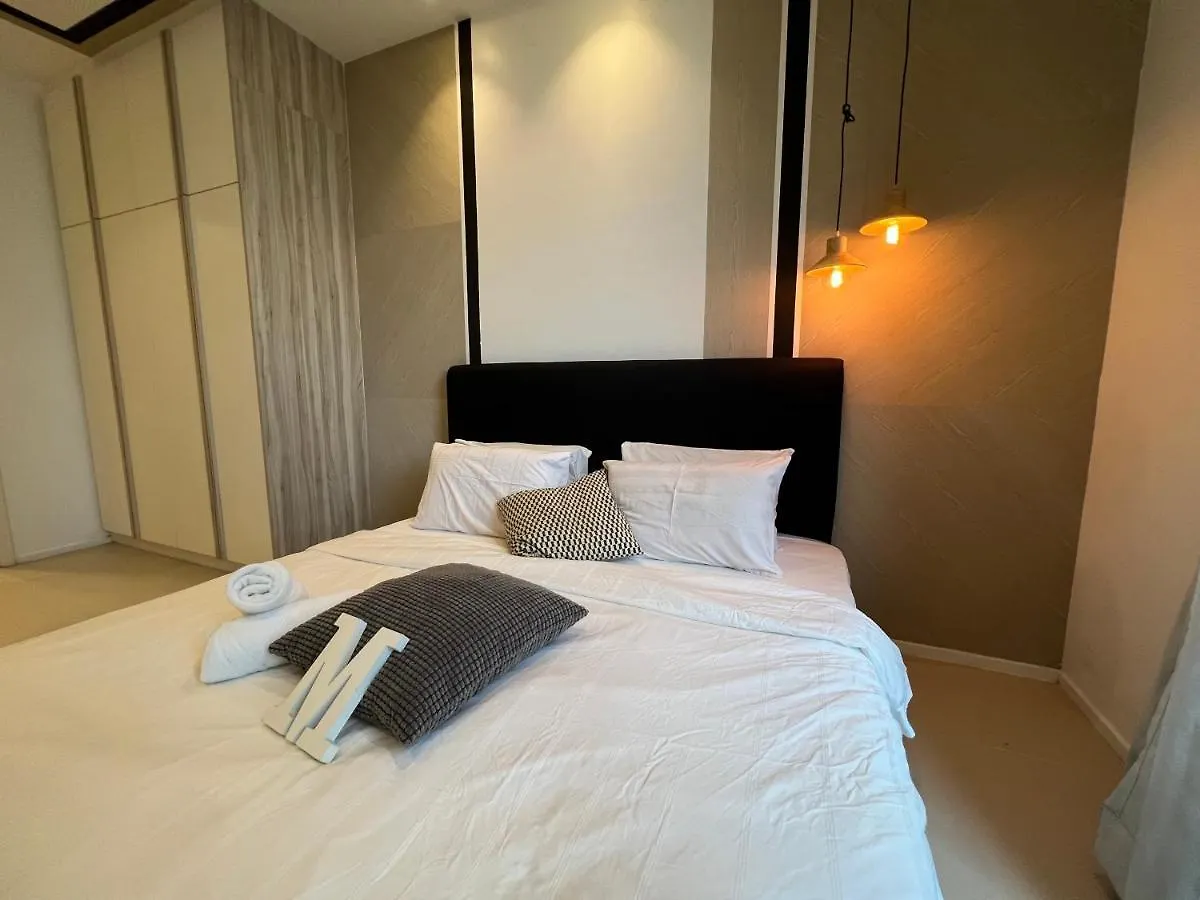 Arcoris, Mont Kiara By Mk Home Kuala Lumpur 0*,